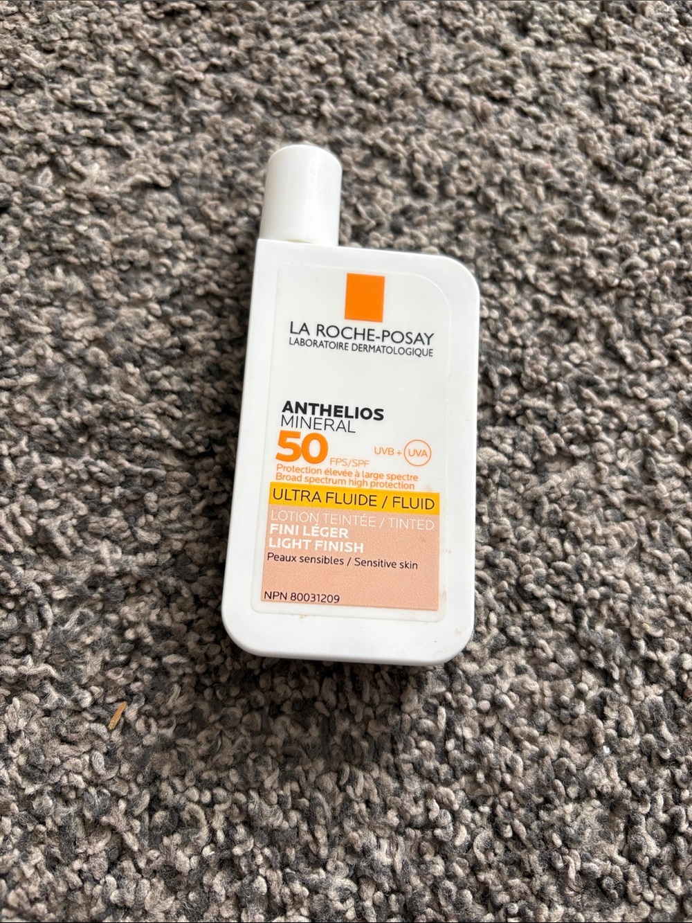 La Roche-Posay Anthelios Mineral SPF 50 Tinted Ultra Fluid